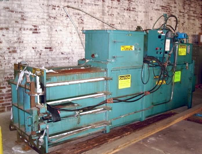 WALTERS Model WHP 22 Baler,